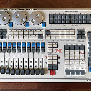 Avolites Titan Mobile (2200.-€)